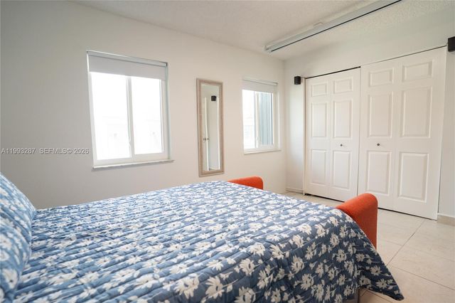 5555 Ludlam Rd 46, South Miami, FL 33155