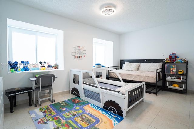 5555 Ludlam Rd 46, South Miami, FL 33155