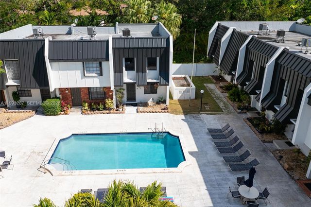 5555 Ludlam Rd 46, South Miami, FL 33155