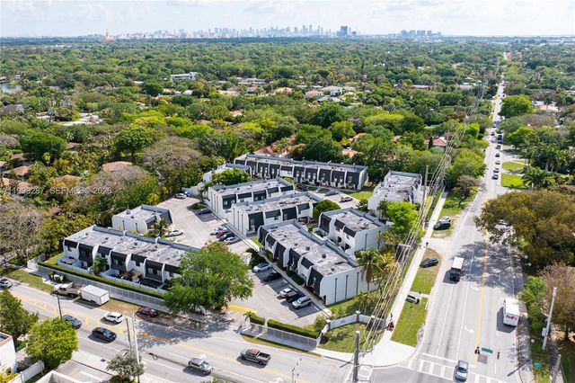 5555 Ludlam Rd 46, South Miami, FL 33155