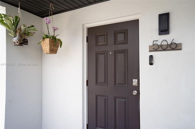 5555 Ludlam Rd 46, South Miami, FL 33155