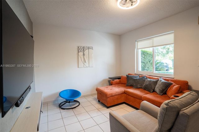 5555 Ludlam Rd 46, South Miami, FL 33155