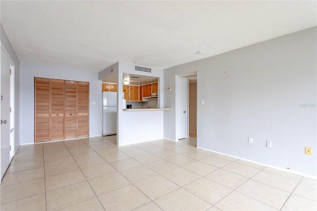 618 ORANGE DRIVE 216, Altamonte Springs, FL 32701