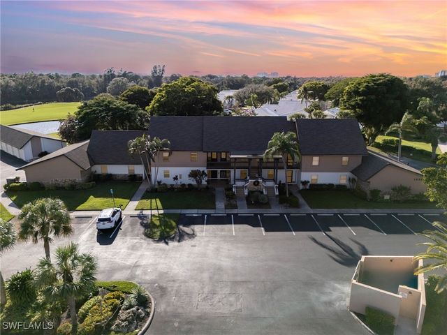 1530 Imperial Golf Course BLVD 322, Naples, FL 34110