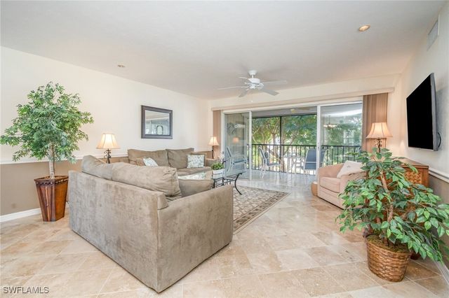 1530 Imperial Golf Course BLVD 322, Naples, FL 34110