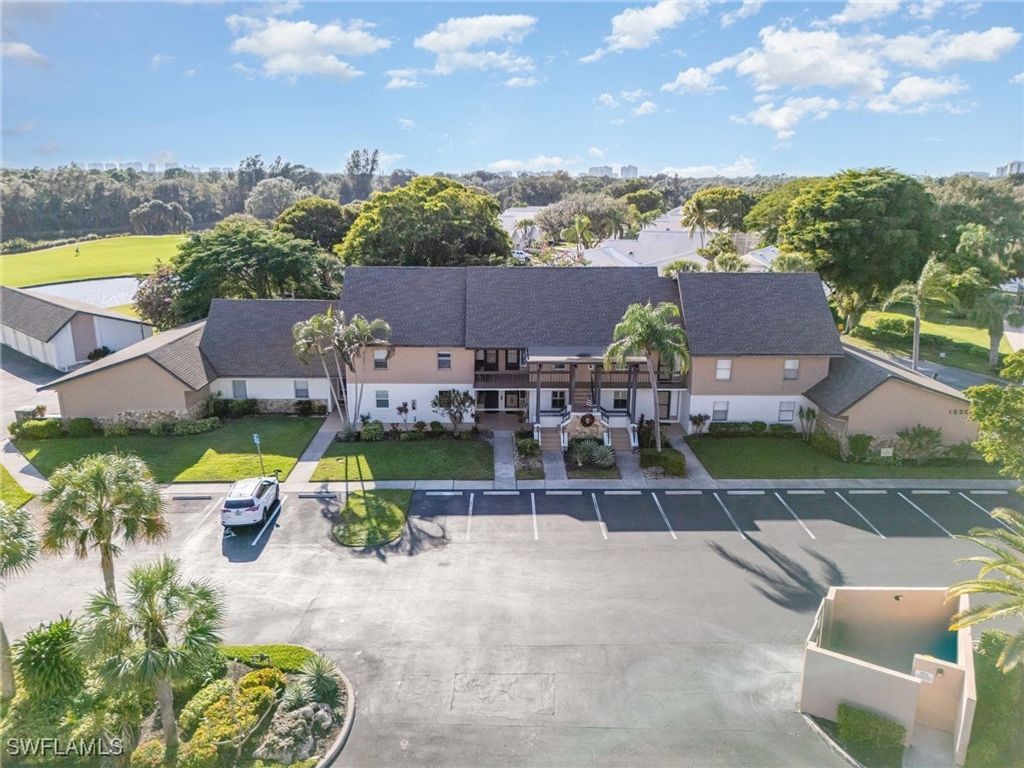 1530 Imperial Golf Course BLVD 322, Naples, FL 34110