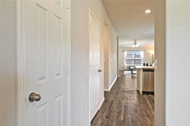 21018 Wenze Lane, New Caney, TX 77357