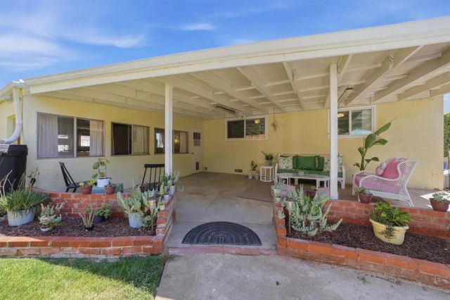 976 Finch Street, El Cajon, CA 92020