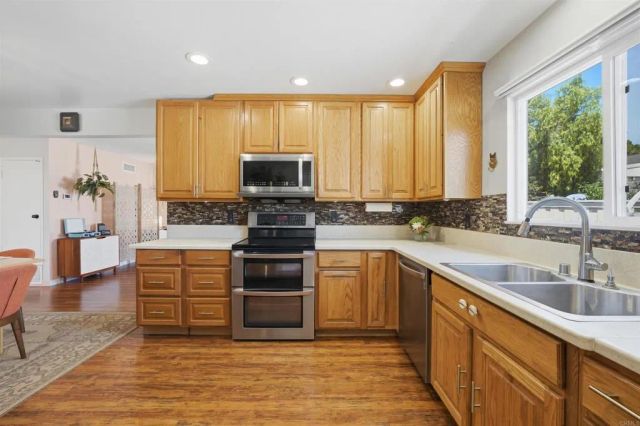 976 Finch Street, El Cajon, CA 92020
