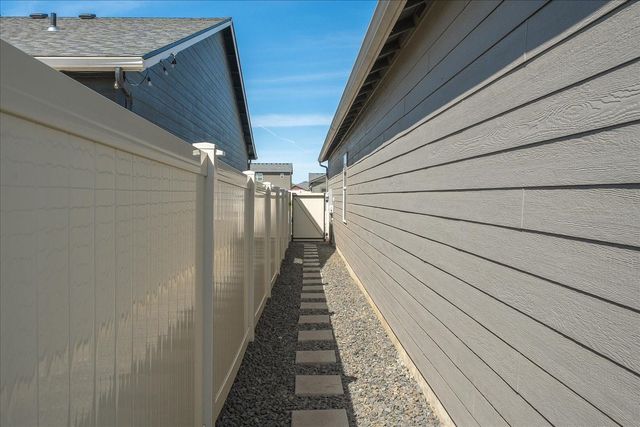 8125 S Safflower St, Cheney, WA 99004