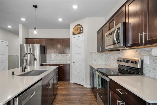 8125 S Safflower St, Cheney, WA 99004