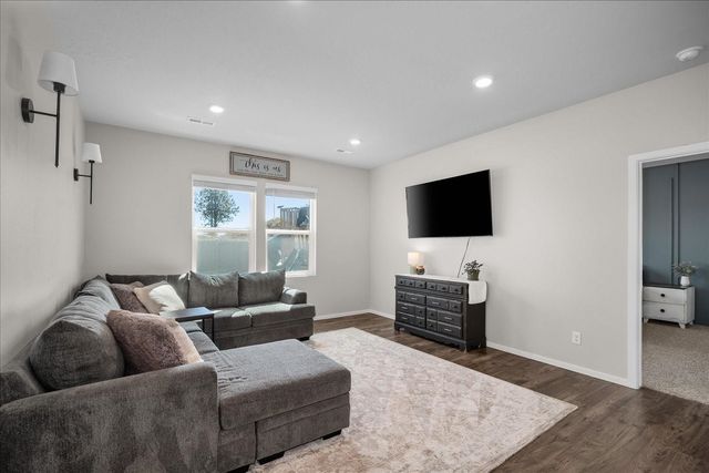 8125 S Safflower St, Cheney, WA 99004