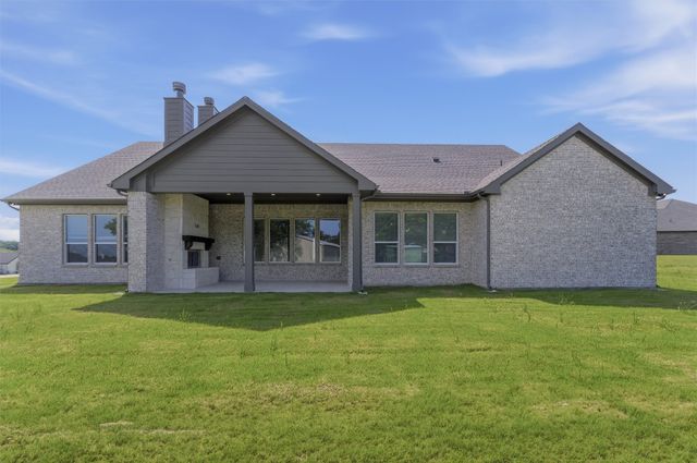 1003 Webb Court, Van Alstyne, TX 75495