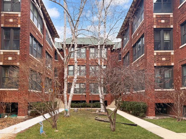 510 Madison Street 3S, Oak Park, IL 60302