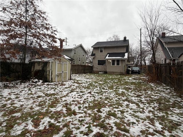 379 Noble Avenue, Akron, OH 44320