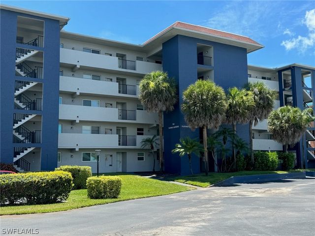 190 Pebble Beach BLVD 204, Naples, FL 34113