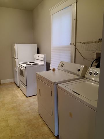 707 Portsmouth Avenue, Bristol, VA 24201