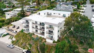 222 Arch Street, Laguna Beach, CA 92651