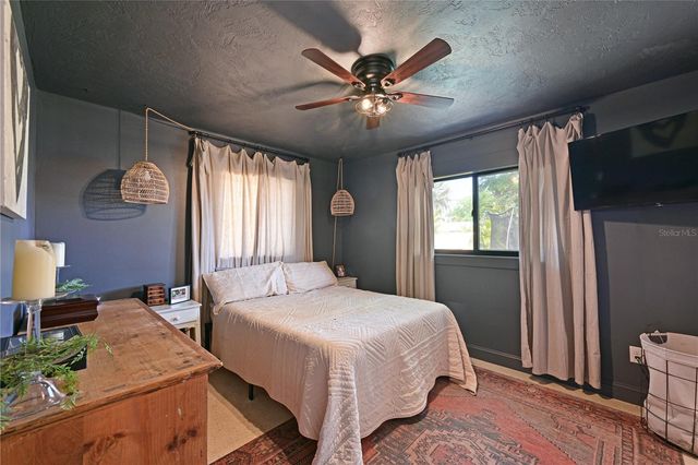5812 2ND AVENUE DRIVE NW, Bradenton, FL 34209