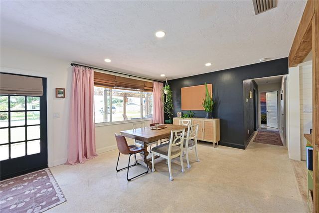 5812 2ND AVENUE DRIVE NW, Bradenton, FL 34209