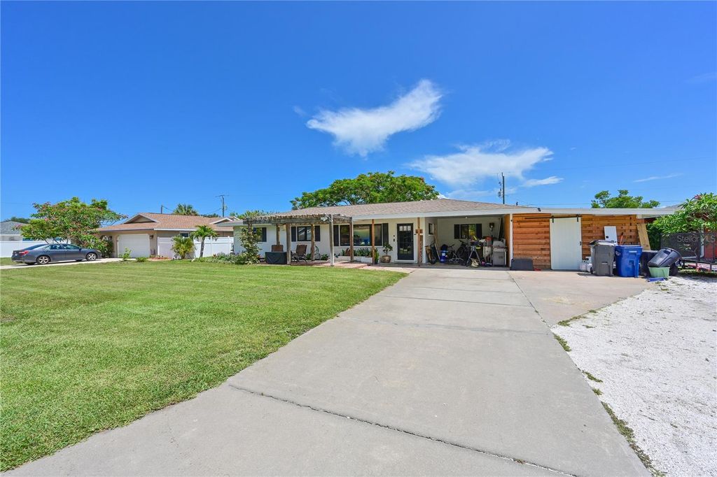 5812 2ND AVENUE DRIVE NW, Bradenton, FL 34209