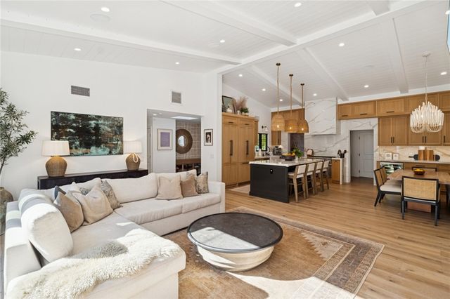 1507 Mariners Drive, Newport Beach, CA 92660