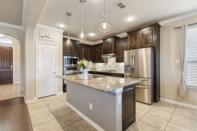 7532 Balaton Court, Grand Prairie, TX 75054