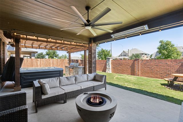 7532 Balaton Court, Grand Prairie, TX 75054