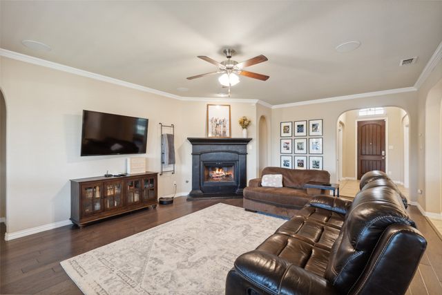 7532 Balaton Court, Grand Prairie, TX 75054