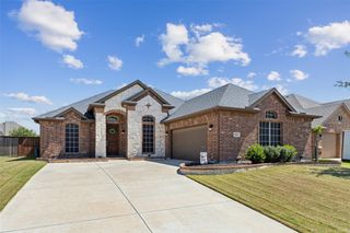 7532 Balaton Court, Grand Prairie, TX 75054