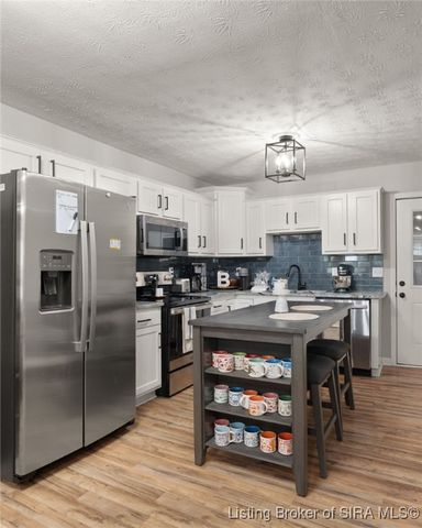 1418 Vance Avenue, New Albany, IN 47150
