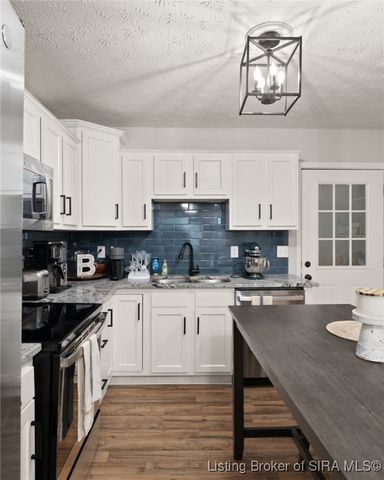 1418 Vance Avenue, New Albany, IN 47150