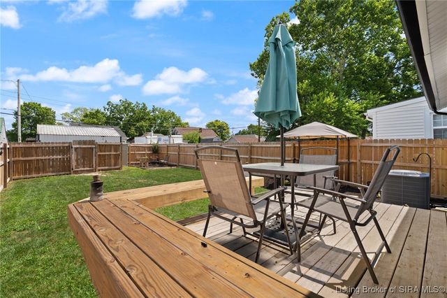 1418 Vance Avenue, New Albany, IN 47150