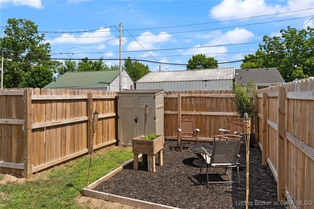 1418 Vance Avenue, New Albany, IN 47150