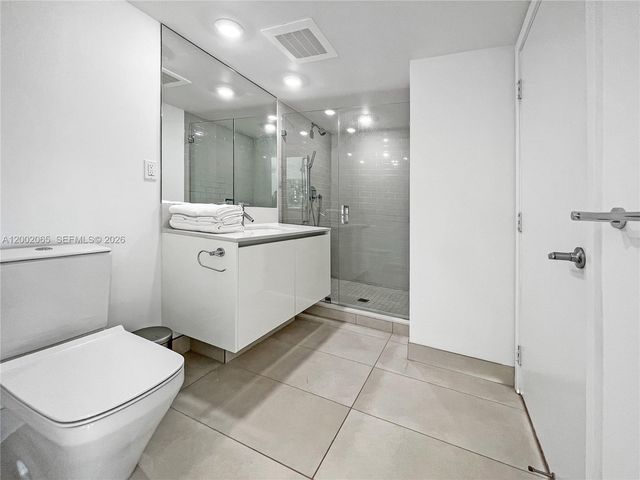 1025 92nd St 401, Bay Harbor Islands, FL 33154