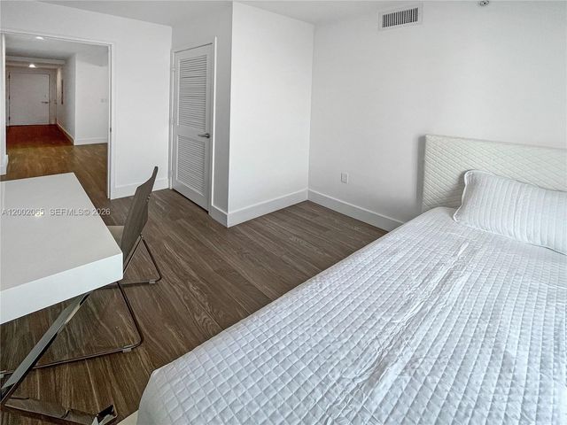 1025 92nd St 401, Bay Harbor Islands, FL 33154