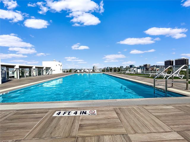 1025 92nd St 401, Bay Harbor Islands, FL 33154