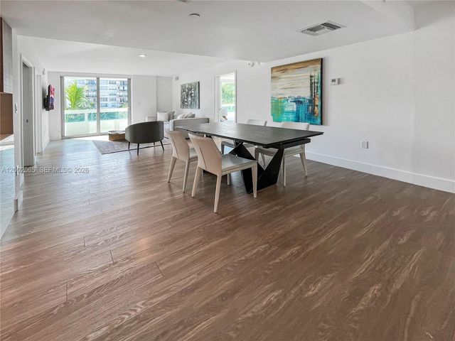 1025 92nd St 401, Bay Harbor Islands, FL 33154