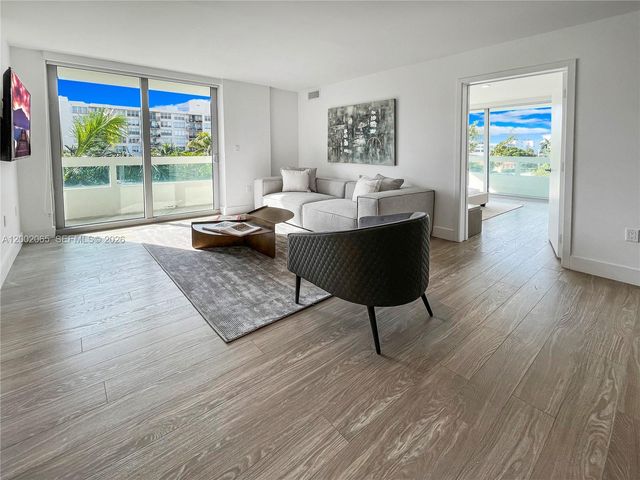 1025 92nd St 401, Bay Harbor Islands, FL 33154