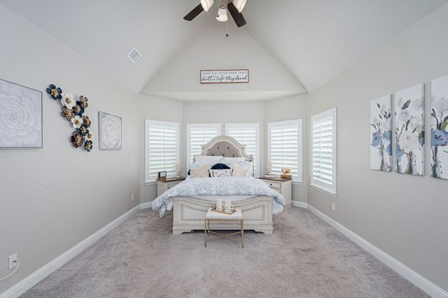 112 Walnut Drive, Van Alstyne, TX 75495