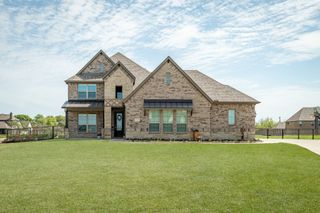 112 Walnut Drive, Van Alstyne, TX 75495