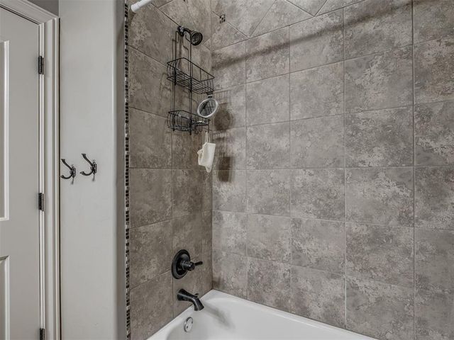 16001 SE 85th Street, Choctaw, OK 73020