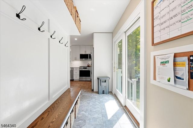21 Nassau St, North Haledon Boro, NJ 07508