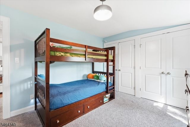 21 Nassau St, North Haledon Boro, NJ 07508