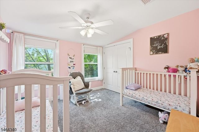 21 Nassau St, North Haledon Boro, NJ 07508