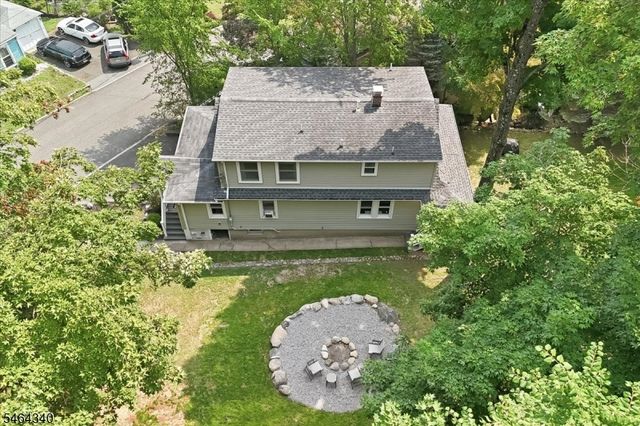 21 Nassau St, North Haledon Boro, NJ 07508