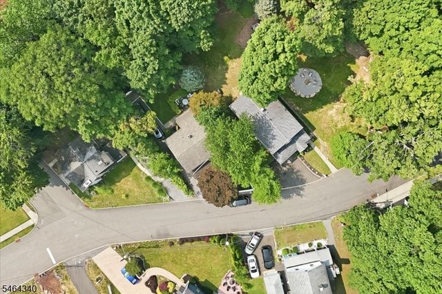 21 Nassau St, North Haledon Boro, NJ 07508