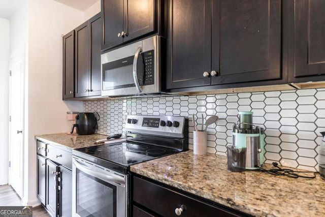 219 Ivy Glen Drive, Perry, GA 31069