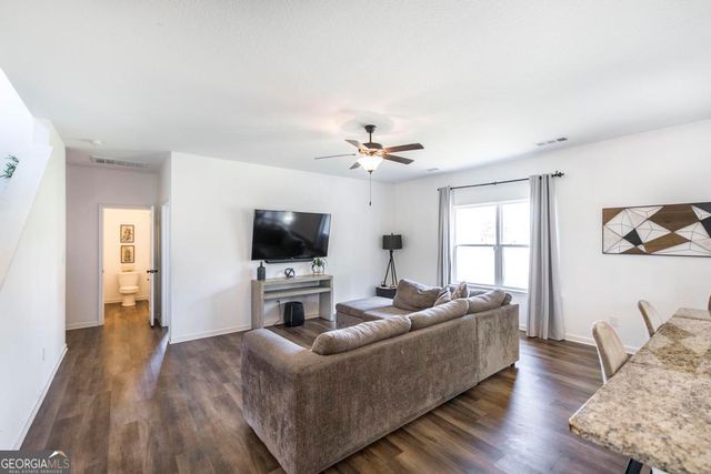 219 Ivy Glen Drive, Perry, GA 31069
