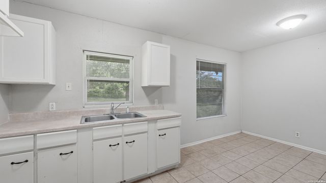 103 7TH ST, Converse, TX 78109